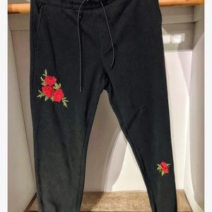 Forever 21 Joggers Pant